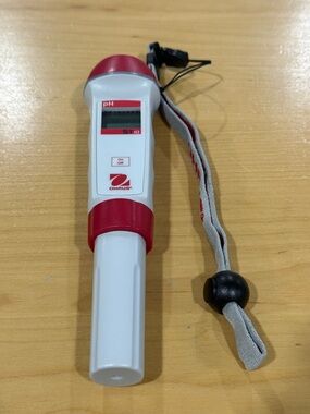 Ohaus Starter ST10 Waterproof pH Pen Meter Used Once Excellent Condition No Box